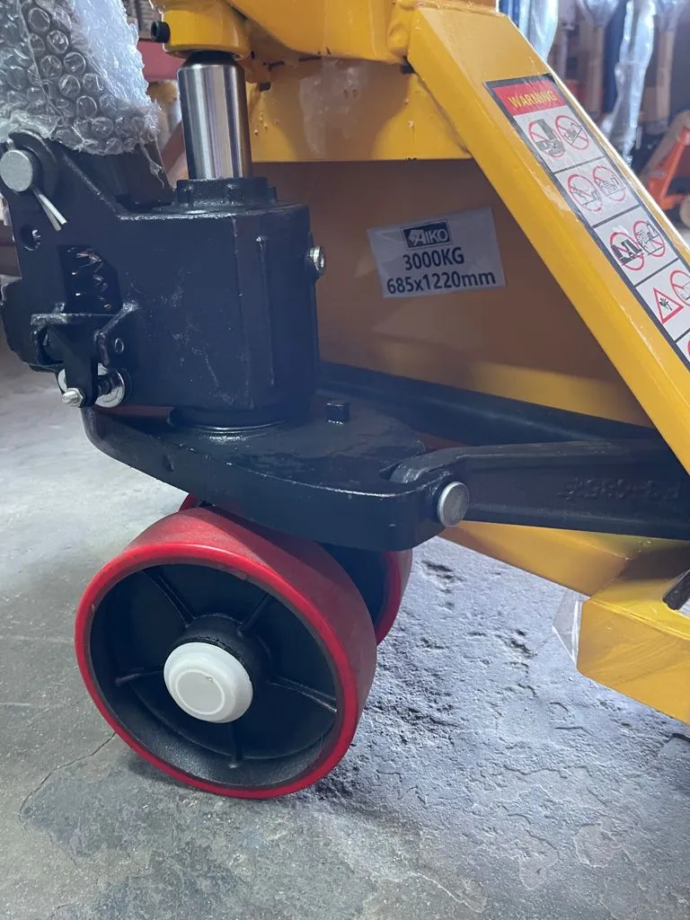 Aiko 3 Ton Pallet Truck 550x1150x85mm Double Pu Yellow Hand | Model : PT-CBY3P-550-2